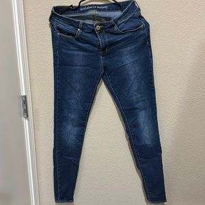 Articles of Society dark skinny legged jeans in great condition.